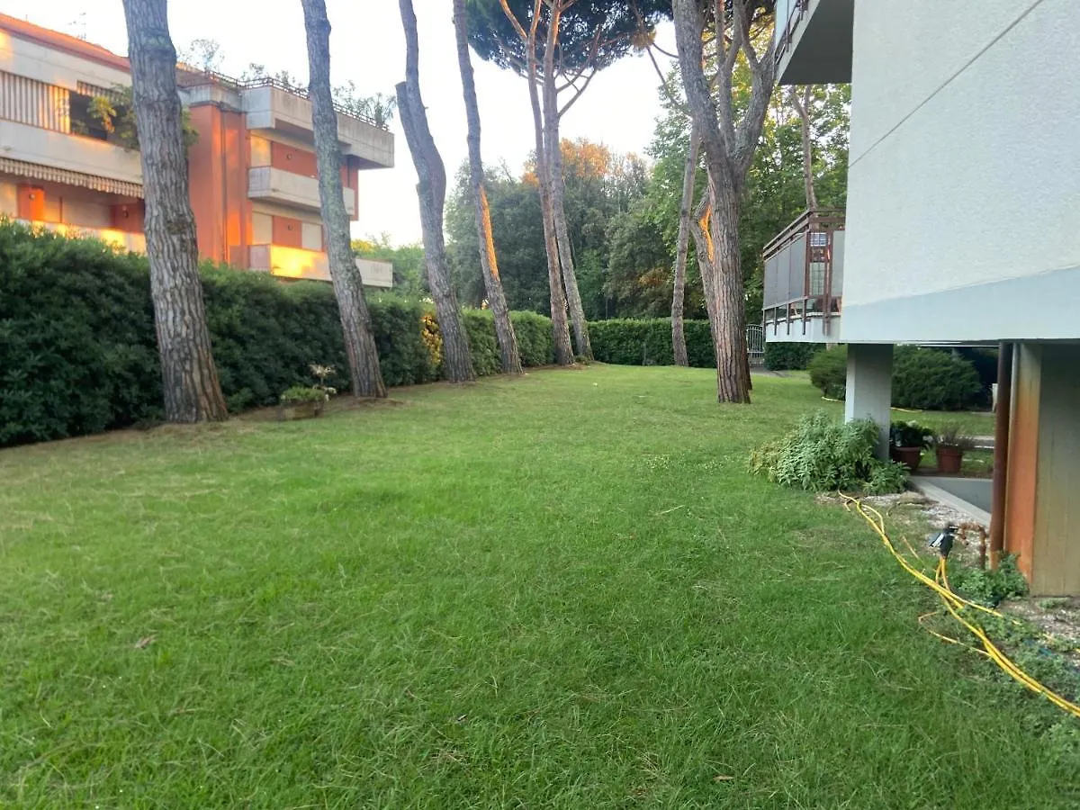Holiday home Lido Di Camaiore Bellissimo Appartamento Piano Terra Con Ingresso Indipendente E Parcheggio Privato Italy